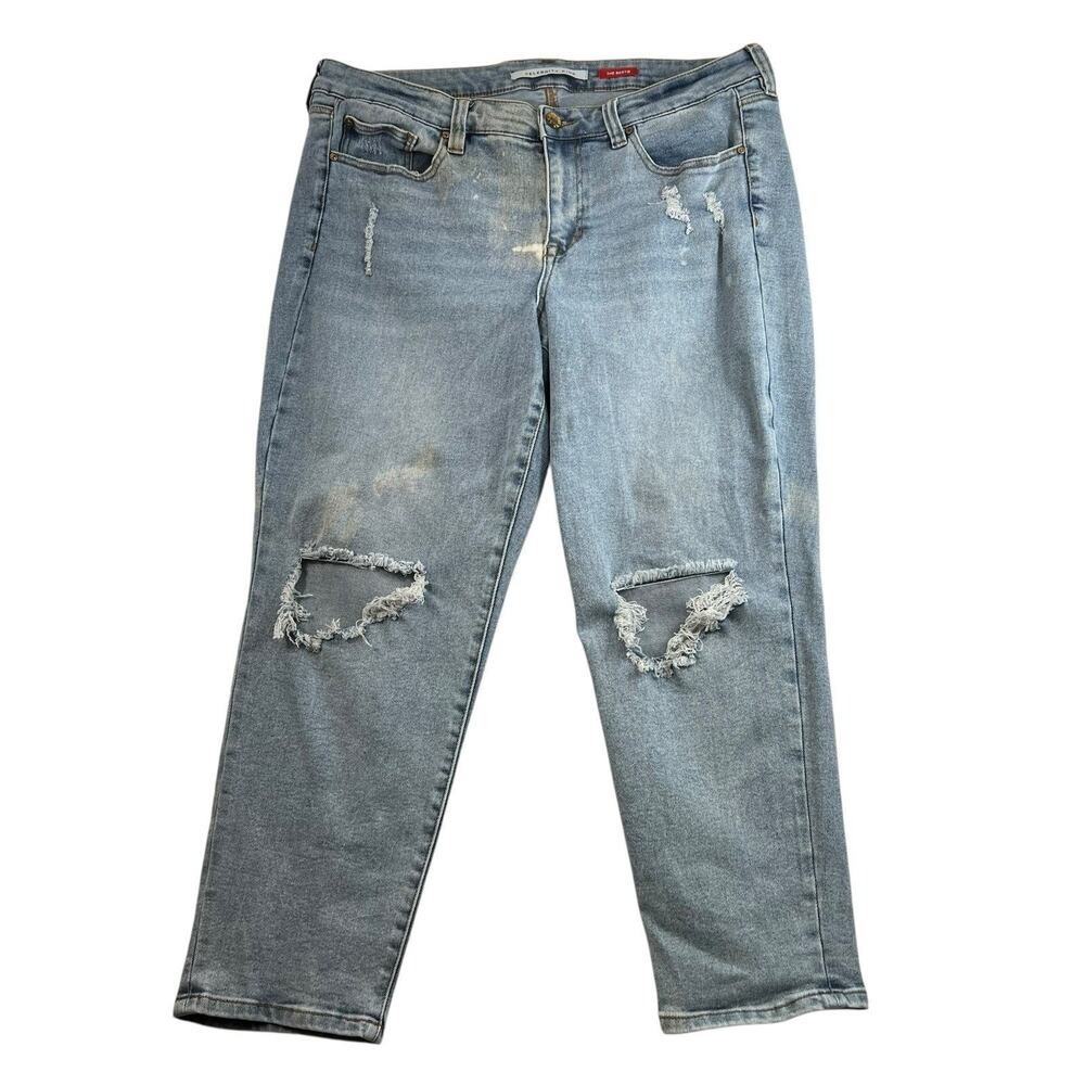Celebrity Pink Plus 16 The Bestie Mid Rise Girlfriend Jeans Busted Knees Distres